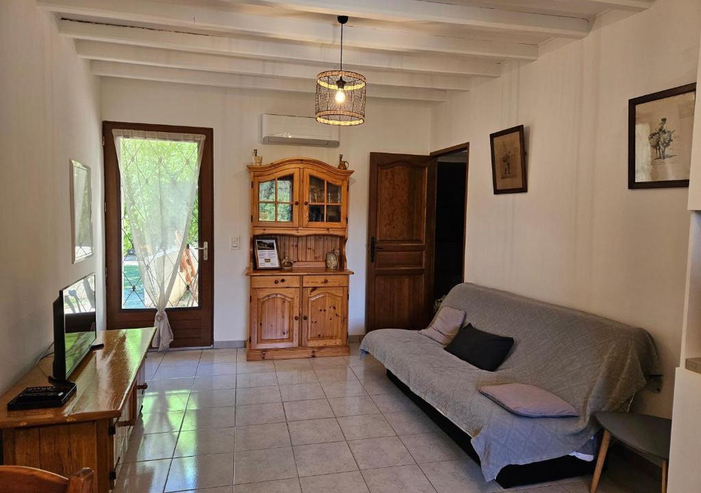 Ansouis Apartment | Les oliviers