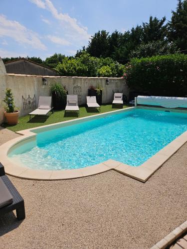 Velleron Villa | Les Pagnons