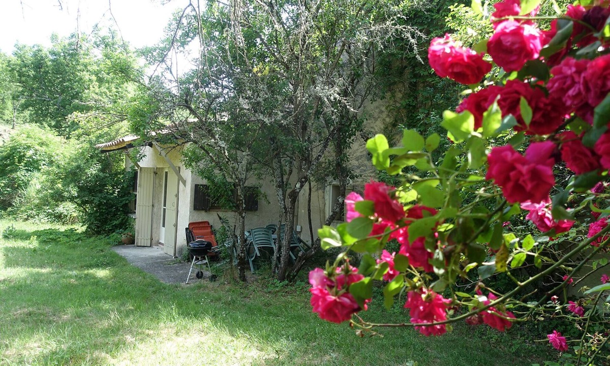 Simiane-la-Rotonde Other | Little Mas in full nature area