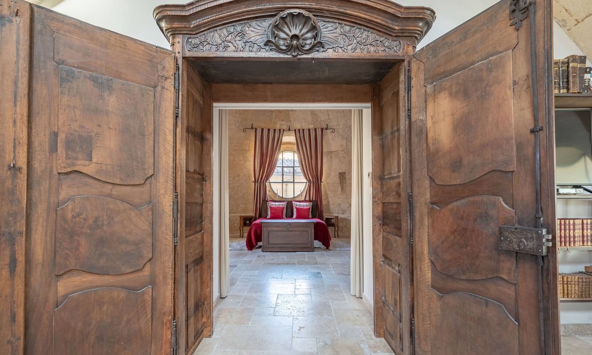 Avignon City Centre Apartment | Loft in a 13th-century church in the heart of Avignon