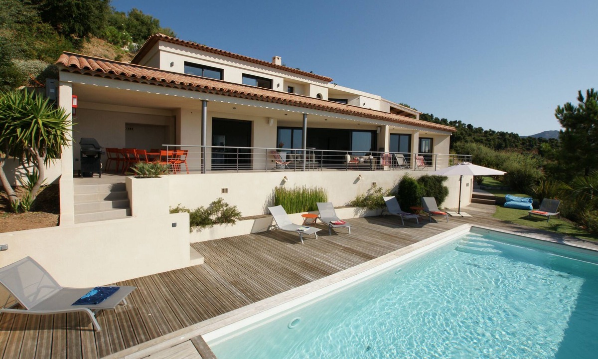 La Londe-les-Maures Villa | Londe les Maures, New Luxury Villa, 280m2, Pool, Sea Golf view, Hammam, Jacuzzi