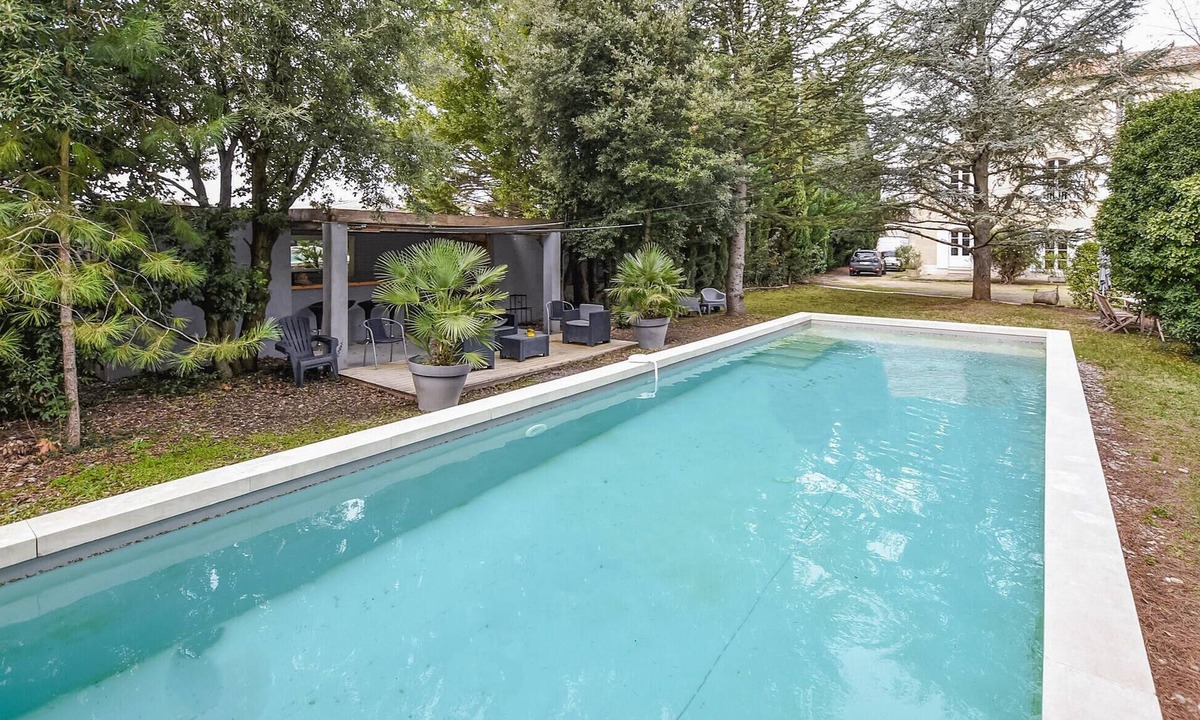 Entraigues-sur-la-Sorgue House | Lovely home in Entraigues-sur-la-Sorg