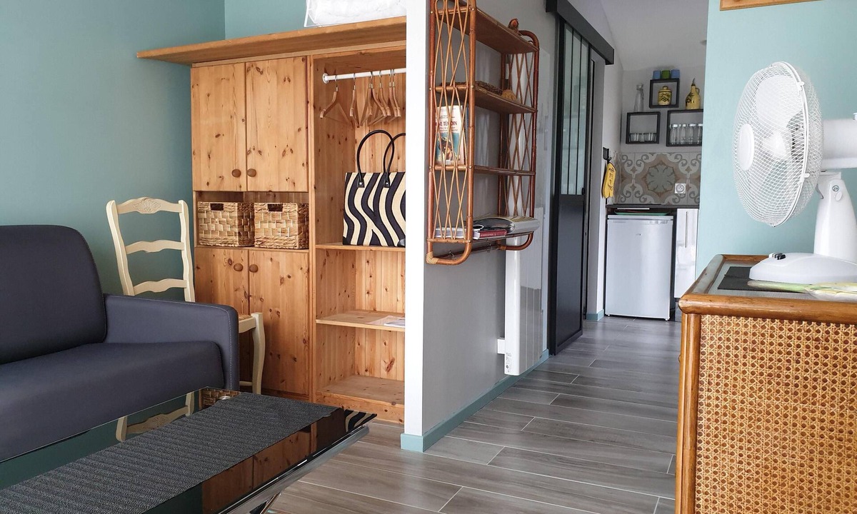 Monteux Apartment | Luminous studio any comfort in calm district