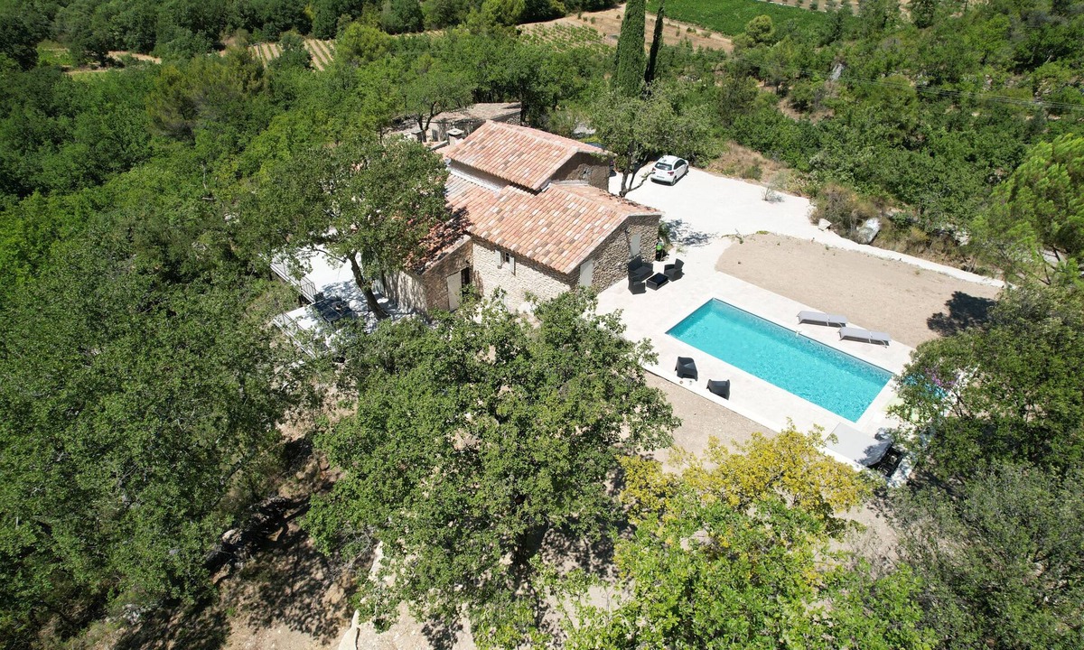 Venasque Other | MAGNIFICENT RESTORED MAS WITH VIEW ON THE HEIGHTS OF VENASQUE