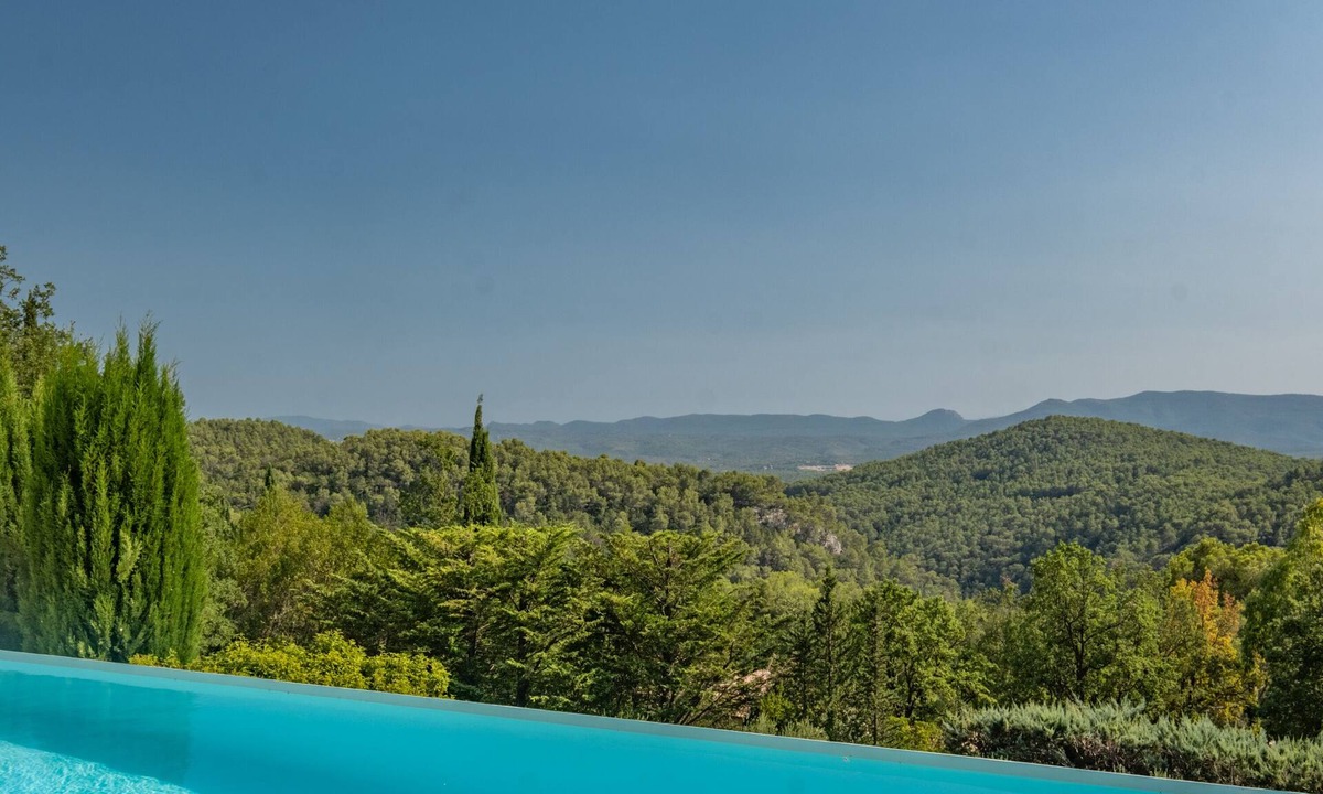 Seillans House | Magnifique Maison Proche de Seillans, vue Incroyable, Piscine à Débordement 12/5