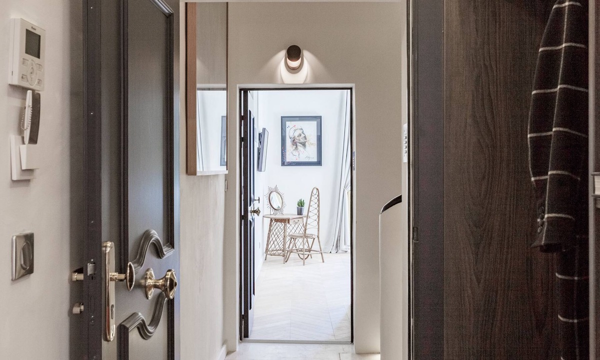 Mazarin Quarter House | Maison du Collectionneur