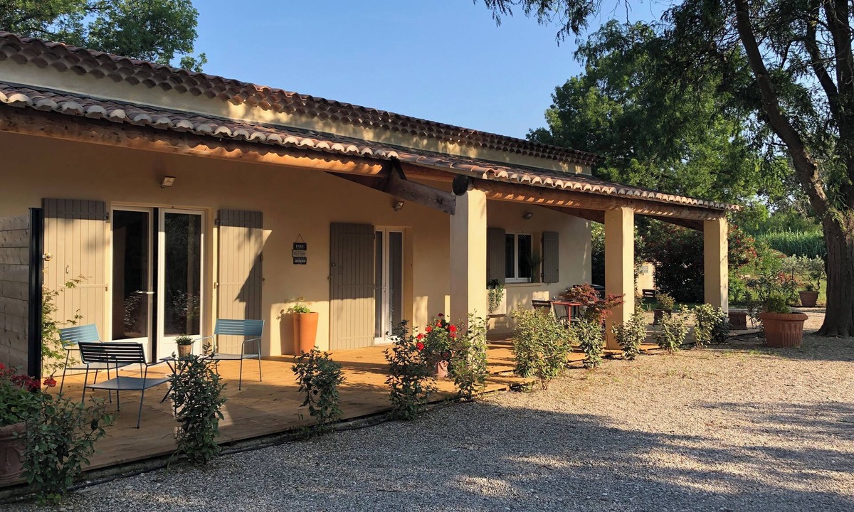 Moules House | Maison en Campagne Arlésienne Avec Piscine