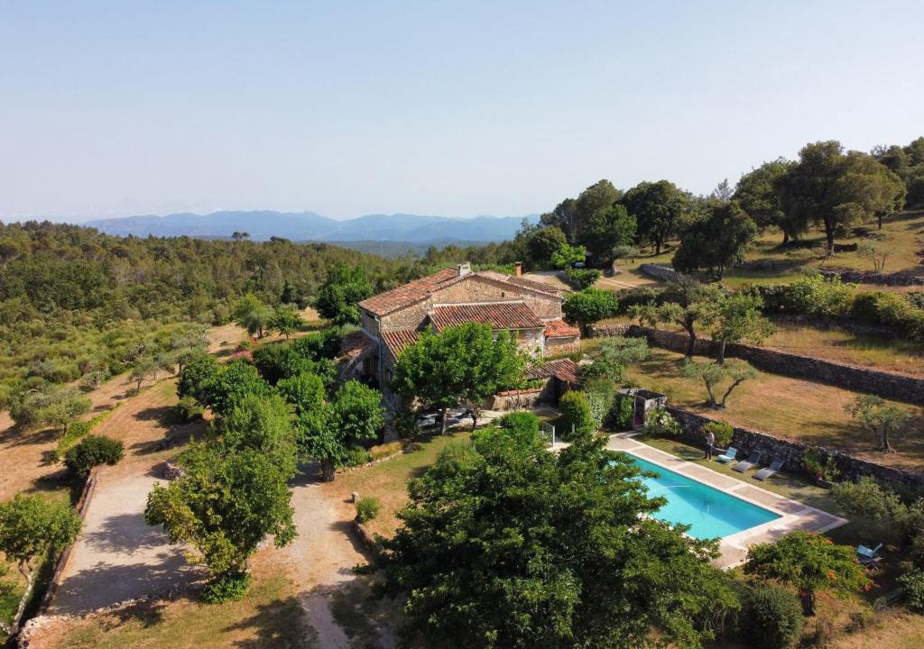 Draguignan House | Maison typique provençal au cœur de la nature
