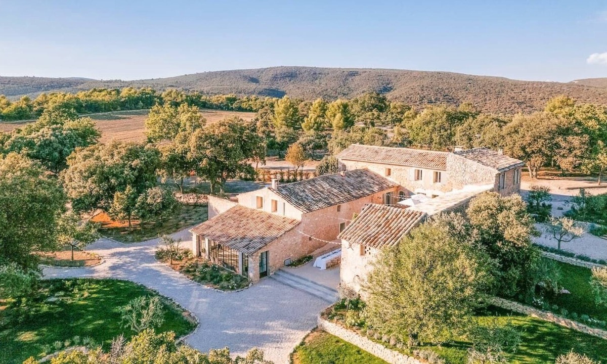 Lioux House | Mas de Florette: Your Provencal haven in Lioux