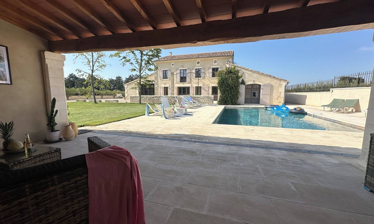 Chateaurenard Other | Mas provençal 10 persons with swimming pool and teleworking space and playroom!
