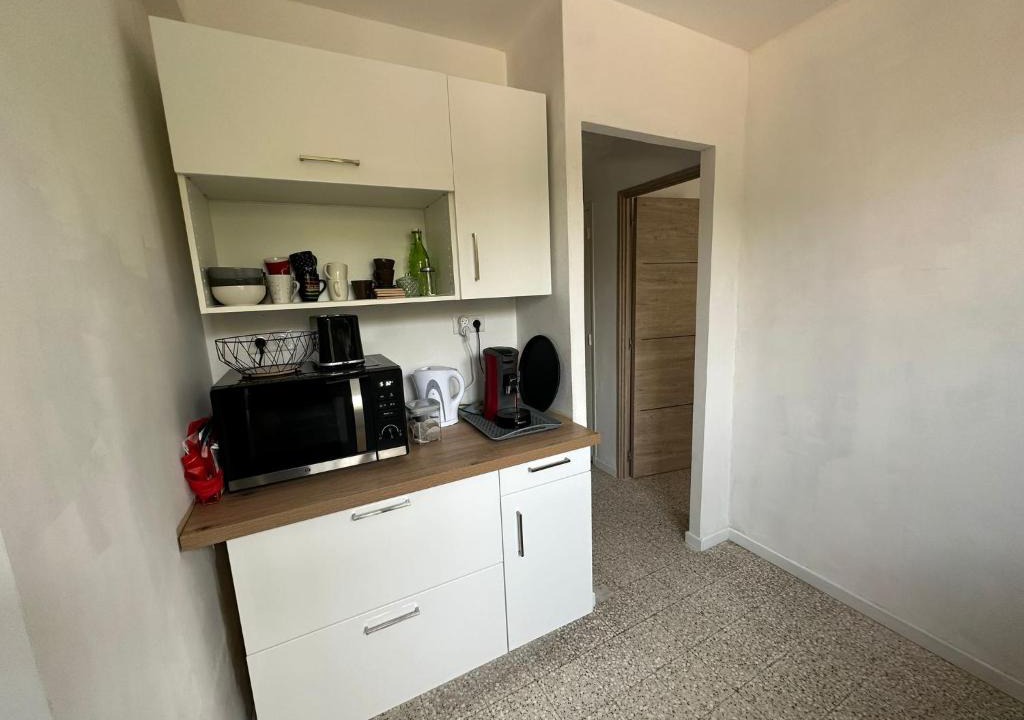 Gignac-la-Nerthe Apartment | Mer et calanques.