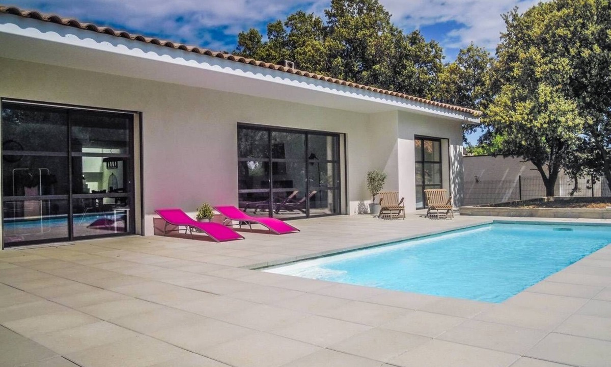 Vers-Pont-du-Gard House | Modern villa in Vers-Pont-du-Gard, private pool and pets allowed (2).