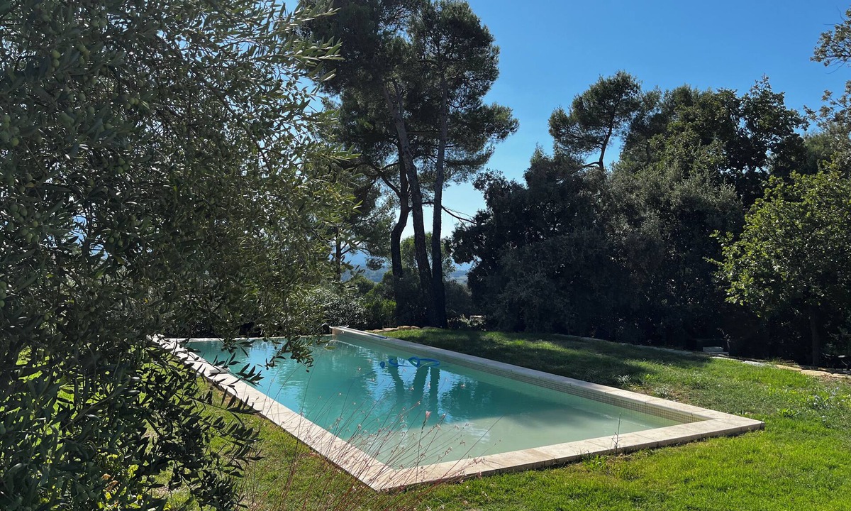Pourrieres Villa | Near Aix en Provence, bastide with exceptional panorama