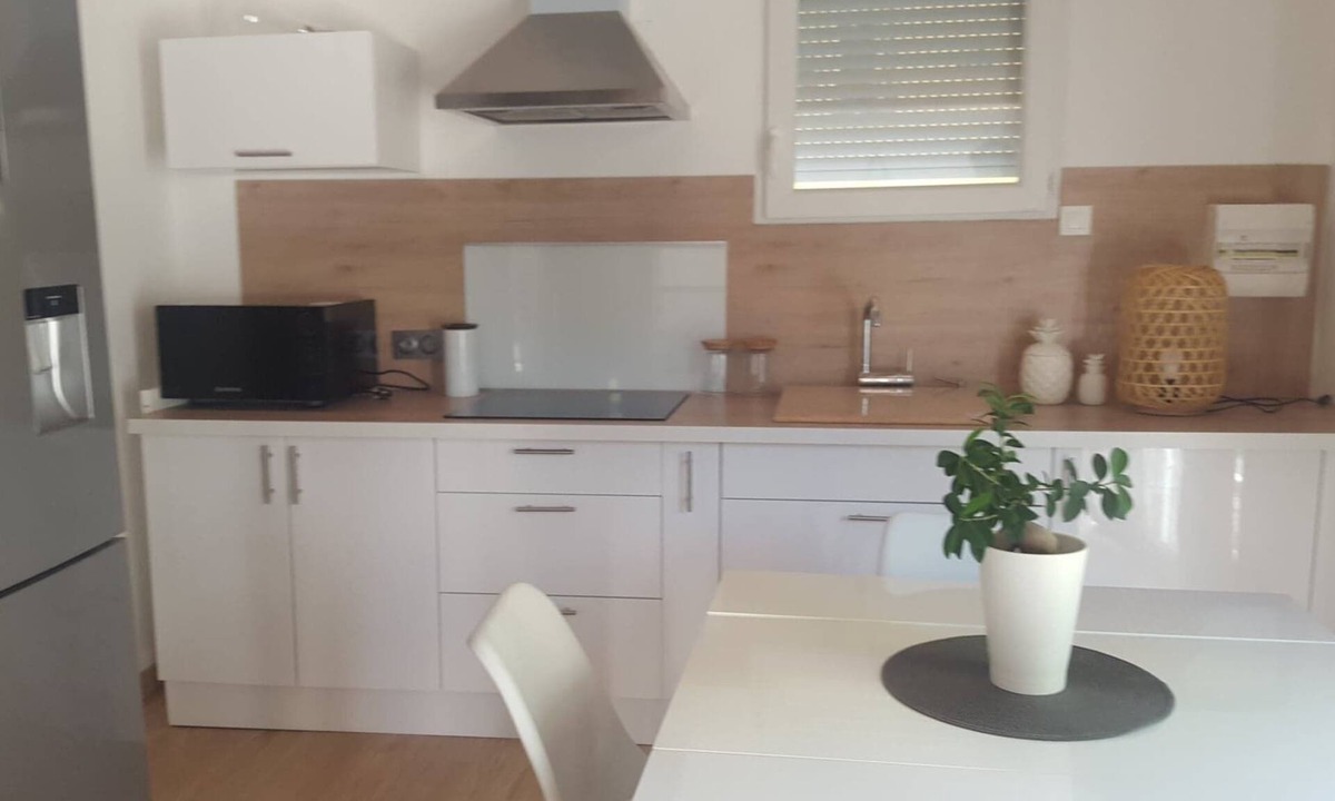 Roquevaire Apartment | New T2 with mezzanine