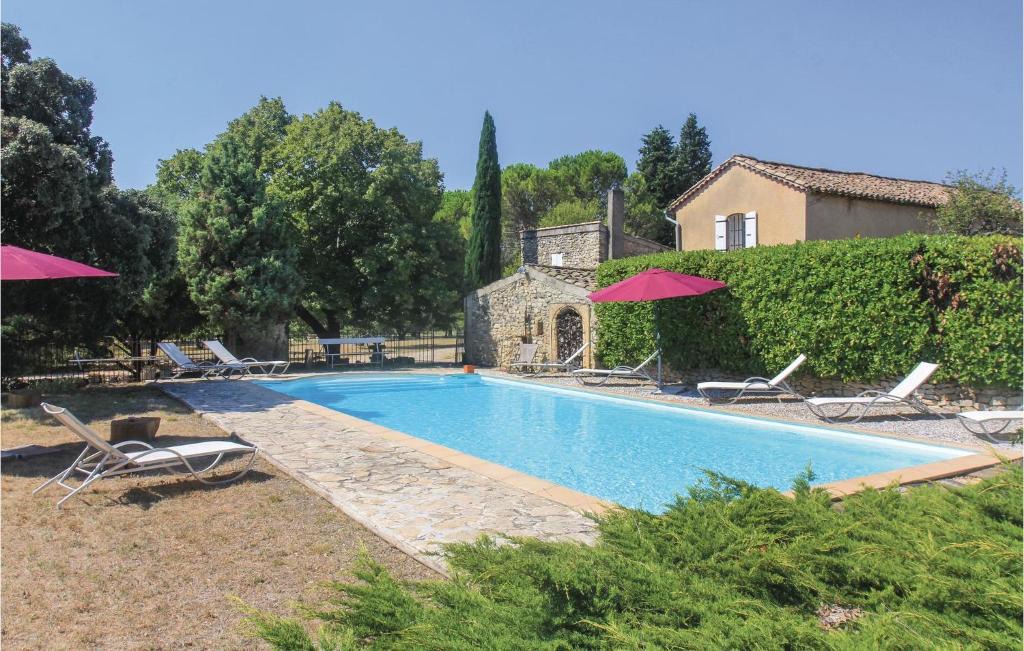 Mondragon House | Nice Home In Mondragon With Wifi