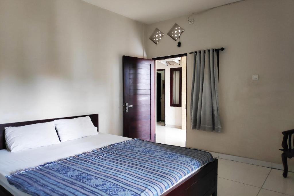 Cokroaminto Hotel | OYO 90096 Hotel Tiana