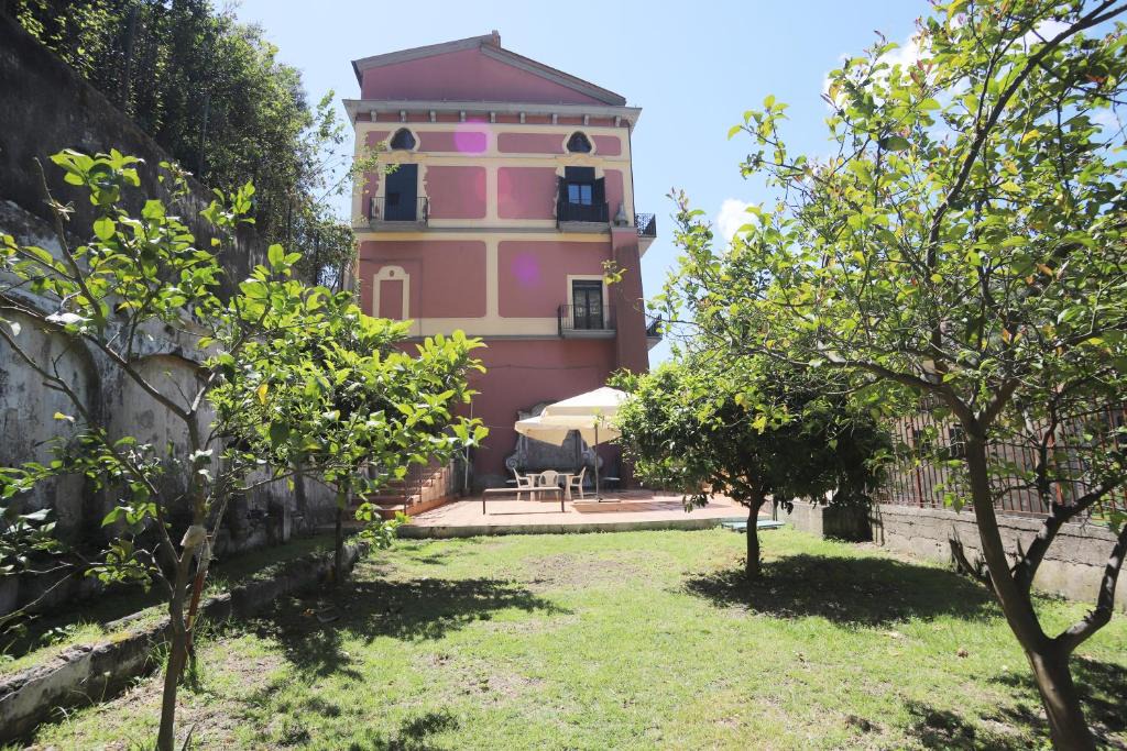 Vietri sul Mare House | PALAZZO PELLEGRINO vietri