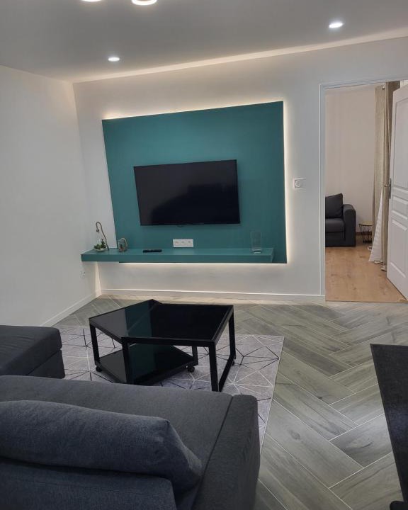 Montfavet House | PaulAngela