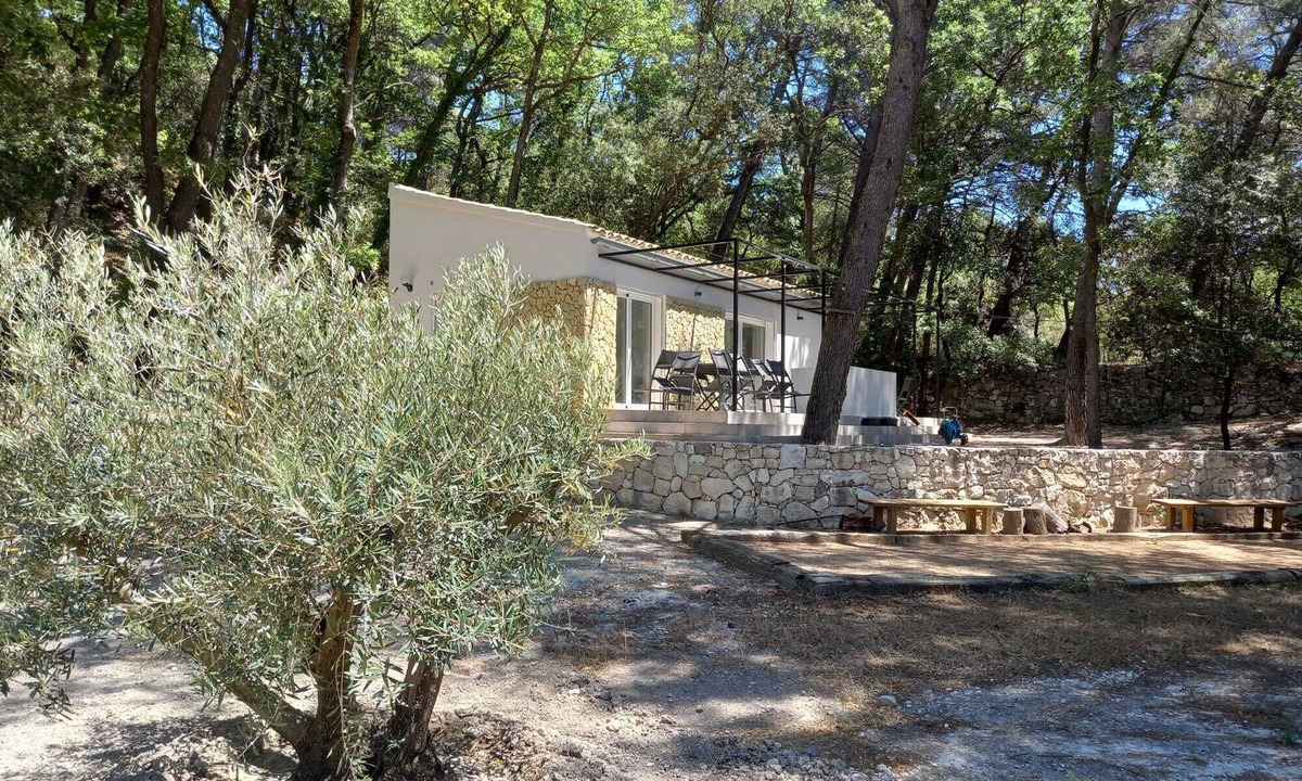 Eguilles House | Petite Maison au Calme Sous la Pinède