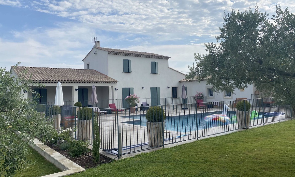 La Tour-d'Aigues Villa | Pretty South Luberon House