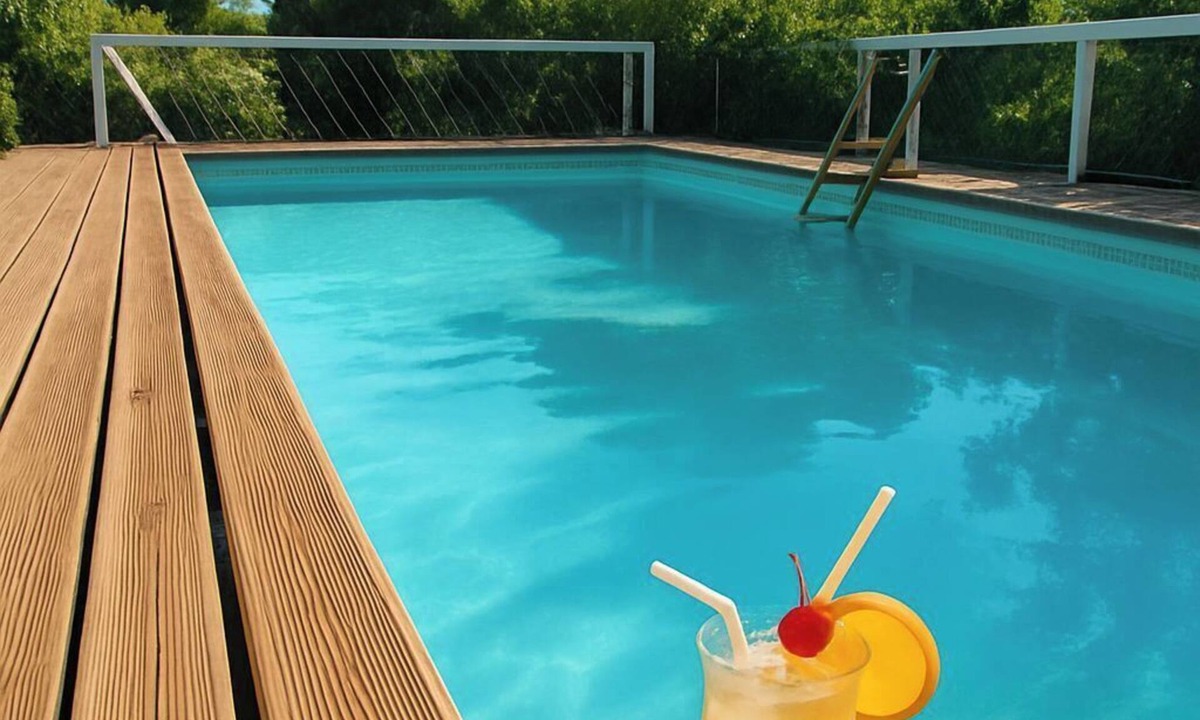 Vers-Pont-du-Gard House | Provencal house with outdoor pool 650 m from pont du gard and its river