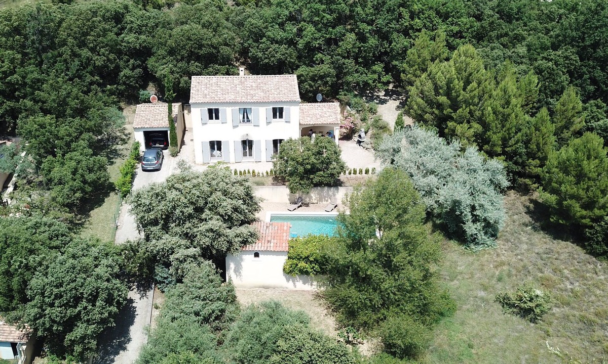 Rustrel Villa | Provence Luberon, Mas de charme private pool, View Colorado Provençal