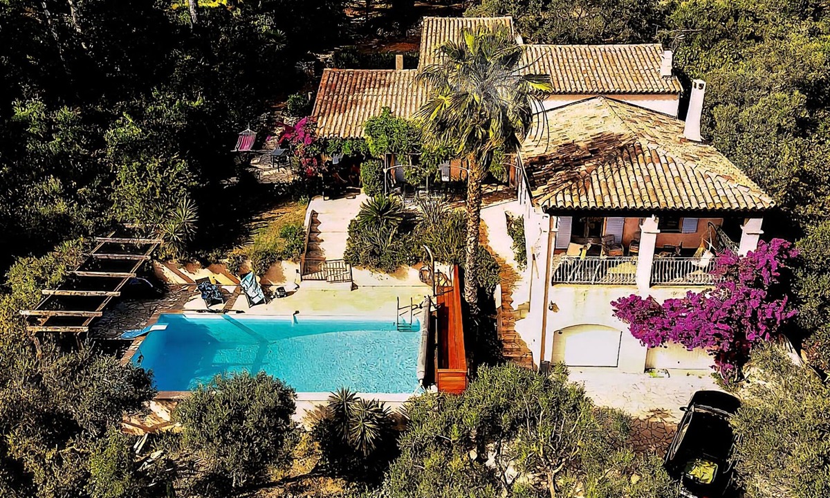 Cuers Villa | Quiet villa near Hyères large heated swimming pool