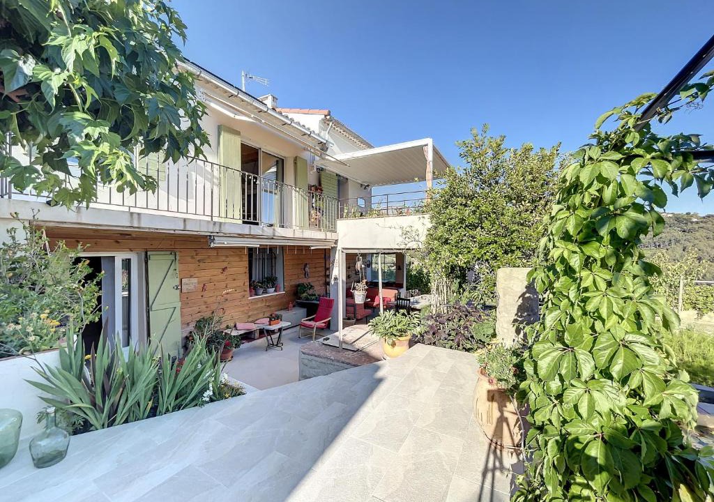 Saint-Cyr-sur-Mer Apartment | Rez de villa - St Cyr - L'Oustaou Dorey 4pers