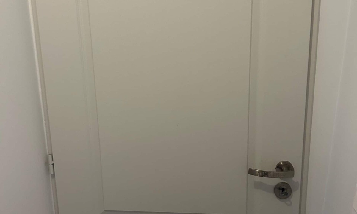 Monteux Bed & Breakfast | Room with shower only