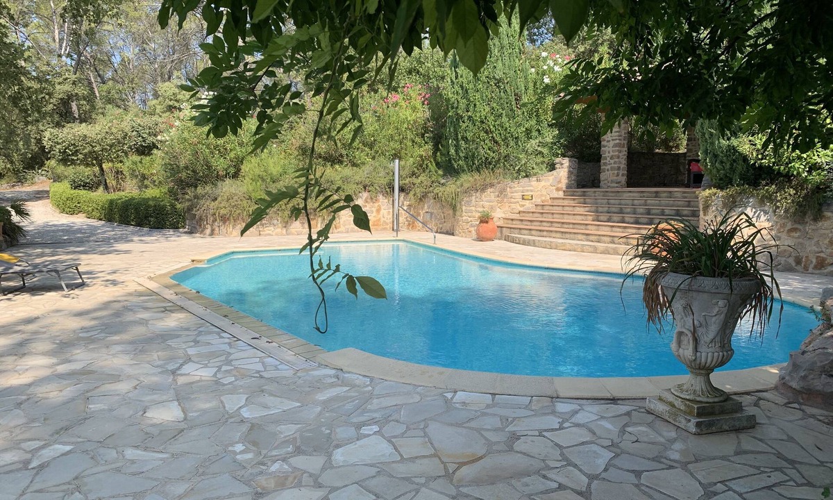 Carces House | Silence in the Green Provence