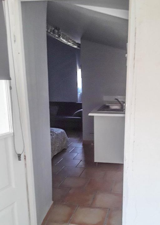 Montfrin Apartment | Studio entre Cévennes et Camargue