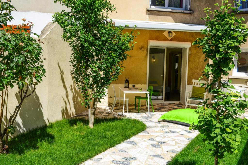 Avignon Apartment | Studio les Hortensias