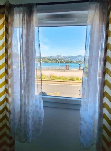 Les Sablettes Apartment | Studio les Sablettes vue mer