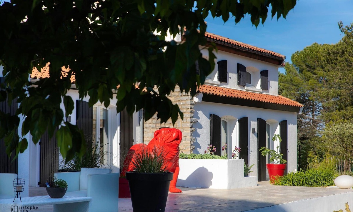 Bagard Cottage | Studio Moon, Avec Acces a la Piscine, Parking Privé
