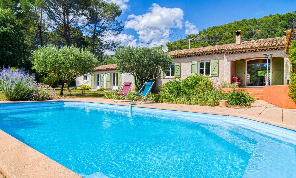 Figanieres House | Stunning private villa for 8 people with private pool, WIFI, TV and terrace