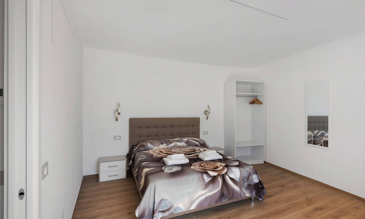 Bomerano Apartment | Suite La Primula with Mountain View, Wi-Fi and Air Conditioning