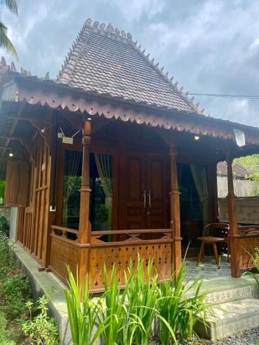 Mambal Villa | Tebeduwe Joglo Villa