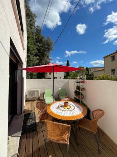 Lambesc House | Tiny house avec terrasse privée - Parking - Fibre TV