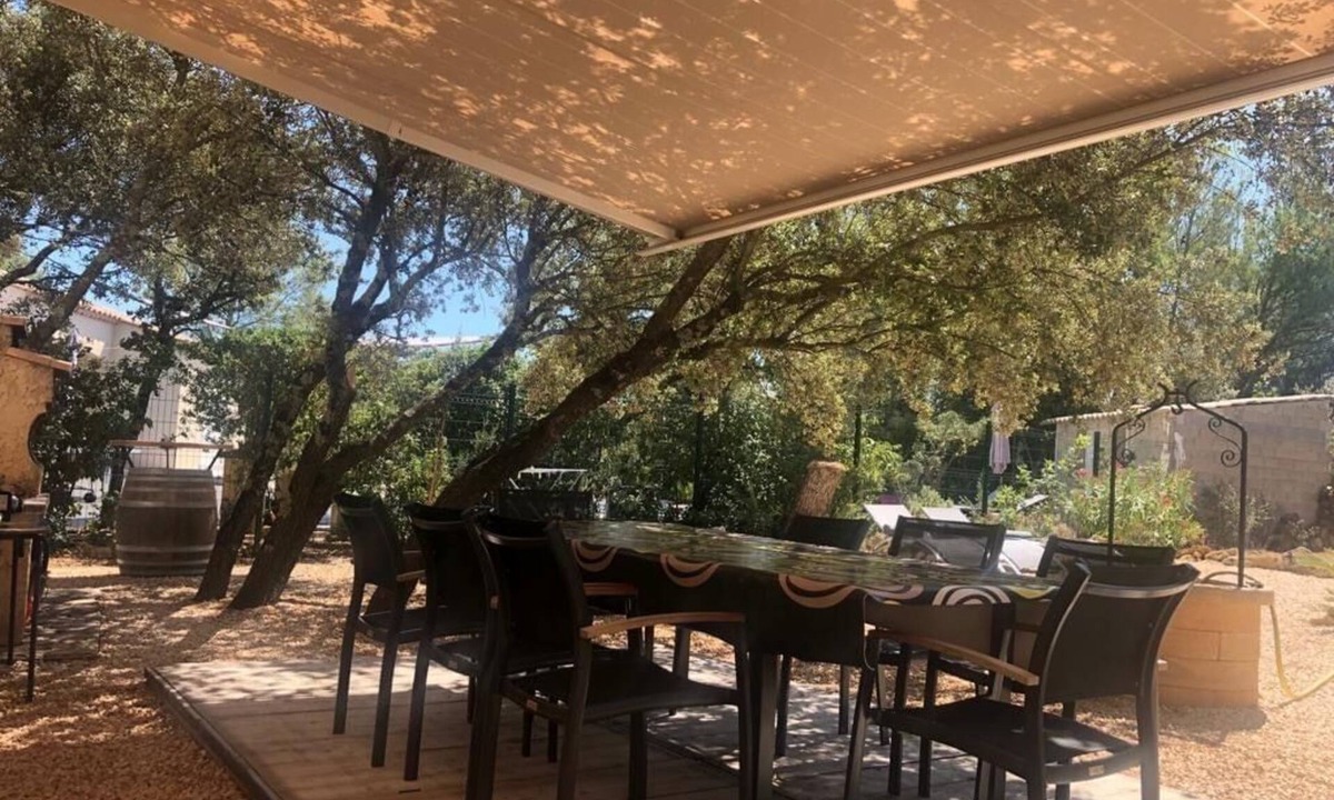 Vers-Pont-du-Gard Villa | Villa
