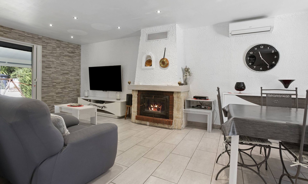 Vidauban Villa | Villa 'Hacienda' with Private Pool, Wi-Fi and Air Conditioning