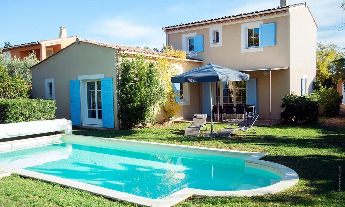 Saint-Saturnin-les-Apt House | Villa in Lubéron with Private Pool