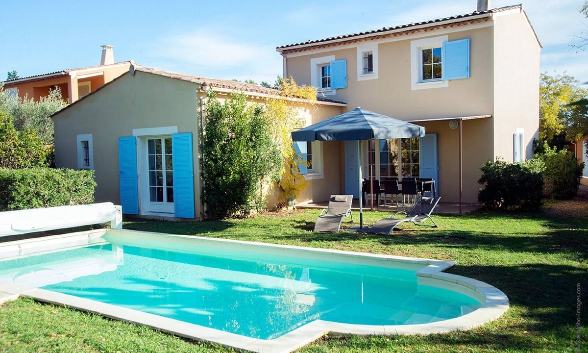 Saint-Saturnin-les-Apt House | Villa in Provence with Private Pool