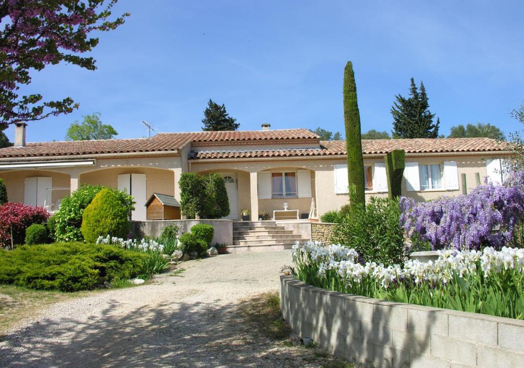 Sernhac Apartment | villa les iris