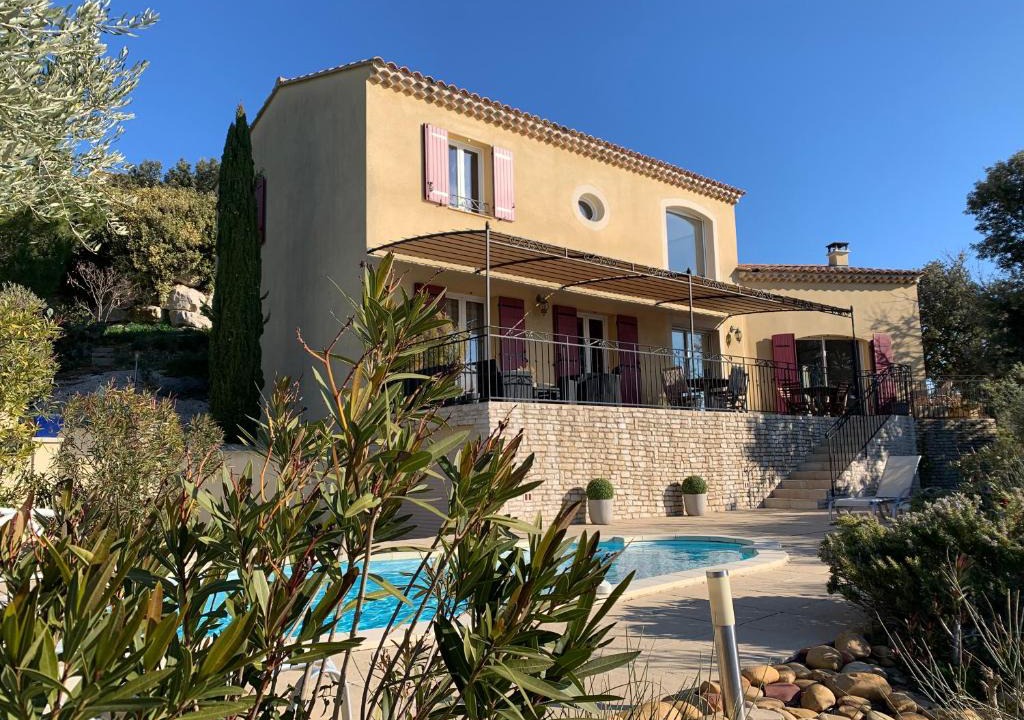 Rochefort-du-Gard Bed & Breakfast | Villa Madou