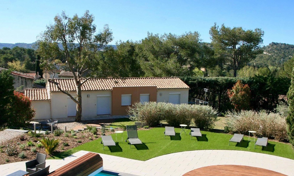 Orgon House | Villa Orgon, 6 bedrooms, 12 persons