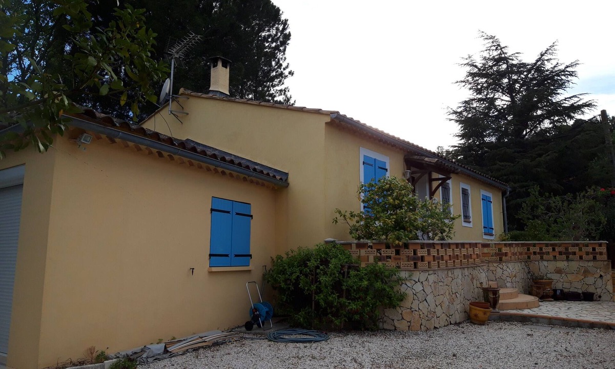 Cogolin Villa | Villa Rénovée, à 5 Minutes du Centre et D'un Supermarché