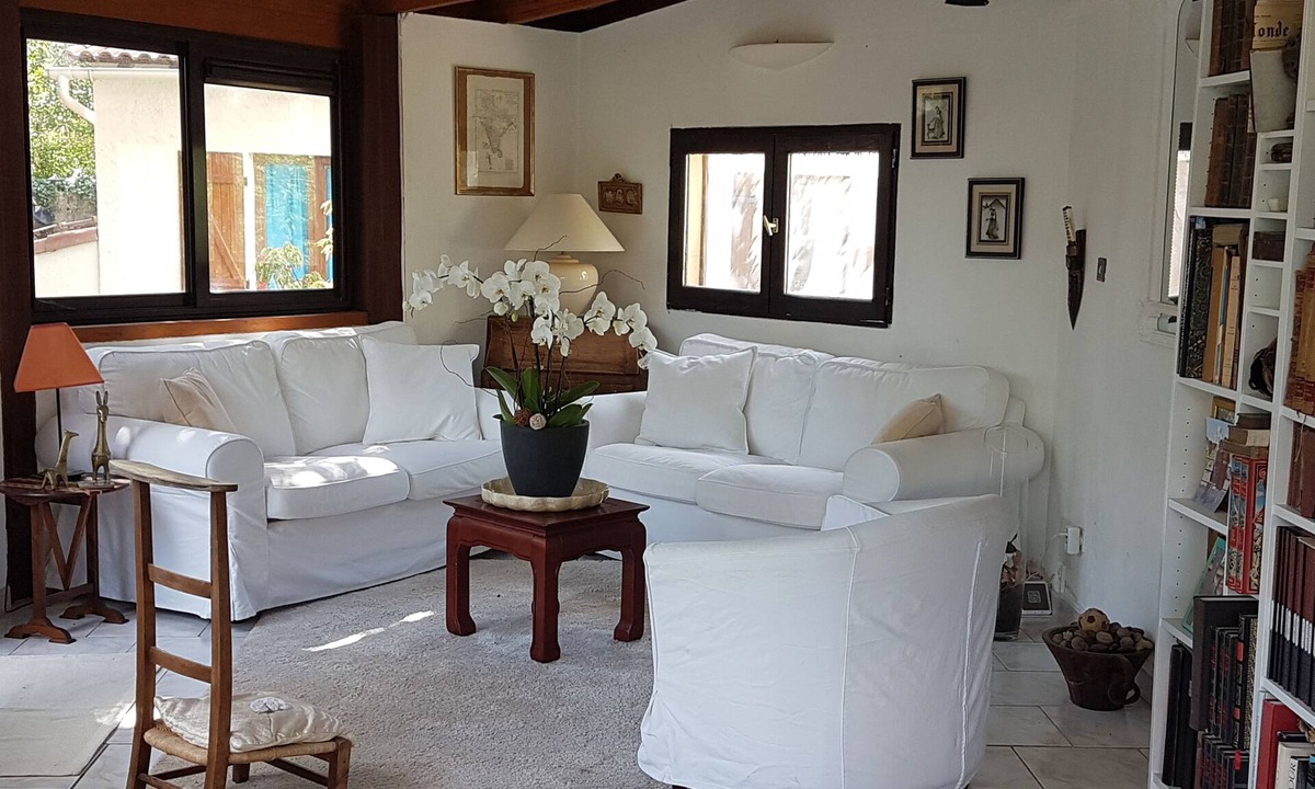 Camps-la-Source House | Villa rental with pool and veranda