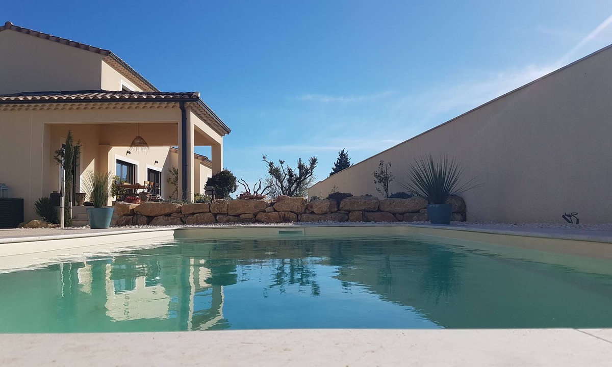 Saint-Genies-de-Comolas Villa | Villa Roc'Angel with swimming pool for 8 near Chateauneuf du Pape and Avignon