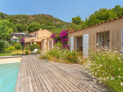 Cavaliere Villa | Villa Villa du Temple by Interhome