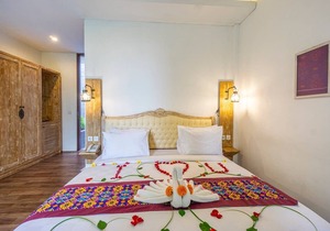 1BR Studio Room w/ Jungle View in Ubud Center (3)